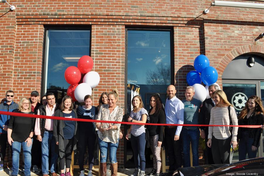 417-lazenby-ribbon-cutting900xx4272-2848-8-0