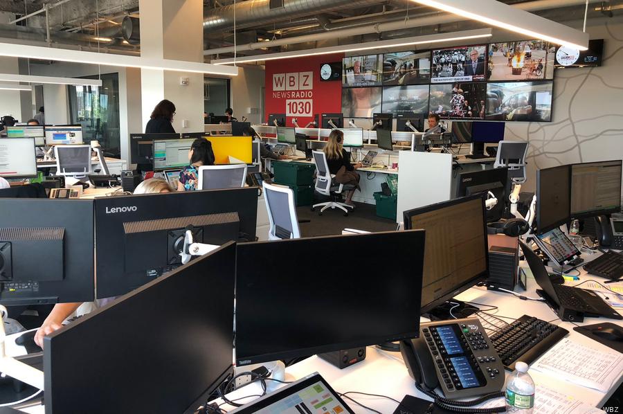 the-new-wbz-newsroom-at-iheart-boston900xx2044-1360-0-176