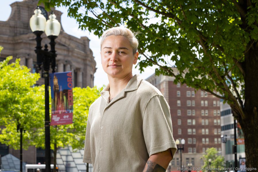 The MBTA’s affinity group for LGBT workers binds a scattered workforce The MBTA’s affinity group for LGBT workers binds a scattered workforce