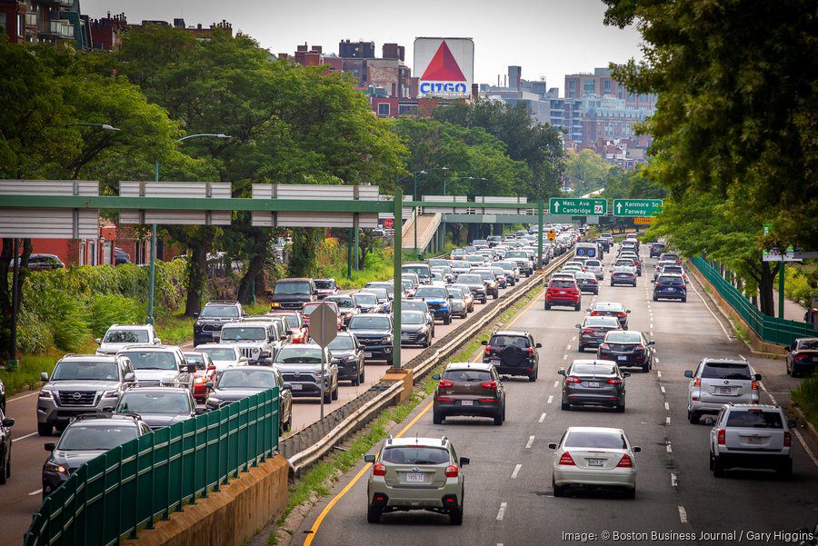 MassDOT chooses Irish firm over local contenders for massive service station contract MassDOT chooses Irish firm over local contenders for massive service station contract