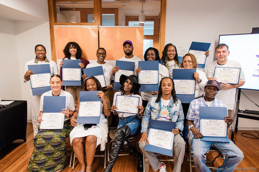 Dorchester Bay program gives entrepreneurs $100k, key business skills Dorchester Bay program gives entrepreneurs $100k, key business skills