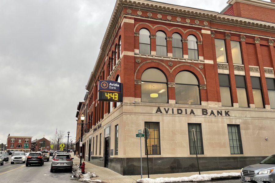 Mass. bank sets date to go public on NYSE Mass. bank sets date to go public on NYSE