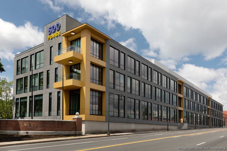 Rare fully leased Greater Boston lab building refinanced for $119M Rare fully leased Greater Boston lab building refinanced for $119M