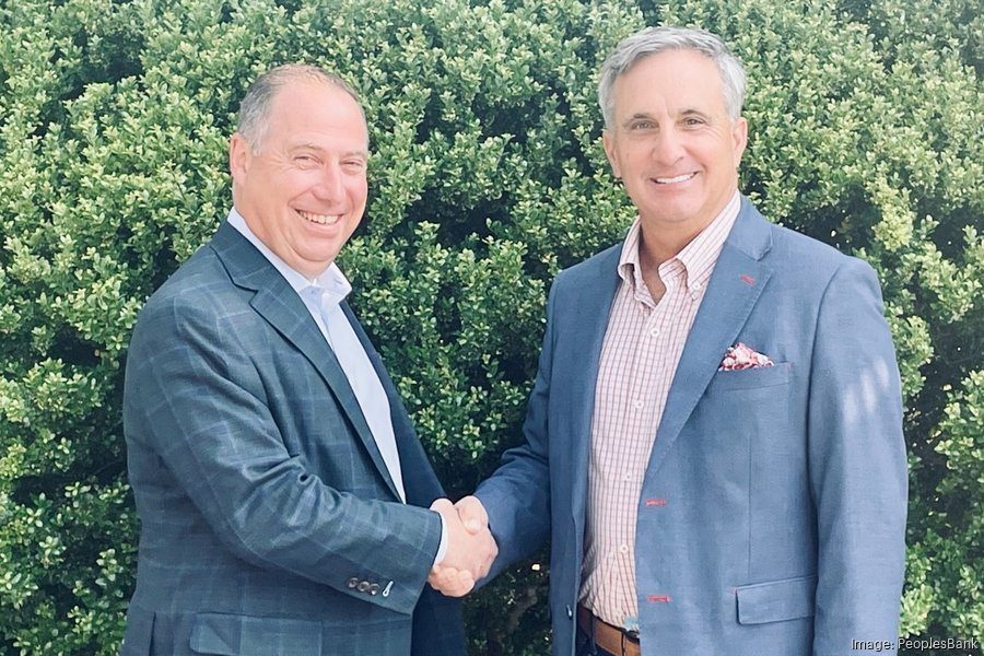 PeoplesBank leader Tom Senecal will step down later this year PeoplesBank leader Tom Senecal will step down later this year
