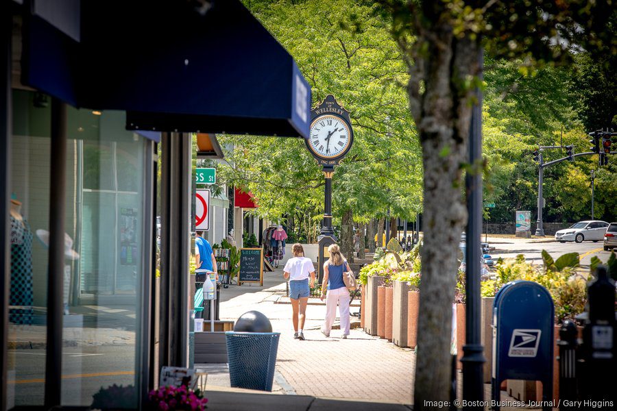 Median condo price tops $1M in these seven Mass. towns Median condo price tops $1M in these seven Mass. towns